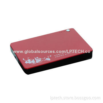 2014 New Style Alternated Power Bank with Dual USB Output and Capacity of 5,000mAh
